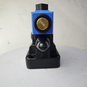 ตัวควบคุมทิศทาง DG4V รุ่น DG4V-3-0B-M-U-H7-60 - Product Image 4