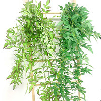 Plante Artificielle Suspendue, Feuillage Pointu Multicolore Vert et Rouge, Décoration Murale pour Salon, Bureau, Maison, Plante Artificielle d'Intérieur