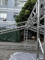 Système de scène modulaire en alliage d'aluminium Youngstage G29 de haute qualité, installation rapide, capacité de charge de 2000 kg, concert, événement
