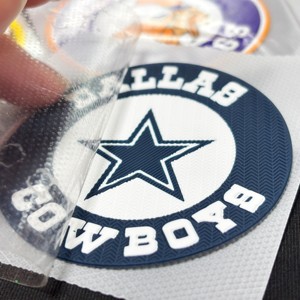 Badge in TPU all'ingrosso, termoadesivi, personalizzati per abbigliamento sportivo, patch 3D in TPU con logo 3D in rilievo per baseball e football, per uso su T-shirt - Product Image 3