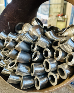 Codo de Acero al Carbono Resistente a Altas Temperaturas y Alta Presión, Estándar DIN, Flanqueado, Curva de Tubería de 90 Grados para Tuberías Químicas - Product Image 3