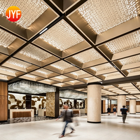 ZB26111 Panneau de plafond en acier inoxydable architectural, plafond en métal incurvé sur mesure pour la décoration d'hôtels et de restaurants