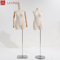 Mannequin de Torse Féminin Lavinia Curvy Grande Taille, Forme de Robe Grande Taille avec Support pour Affichage en Boutique de Couture