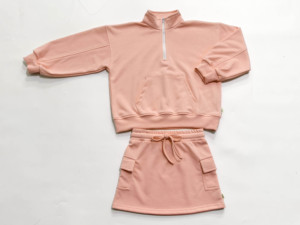 Ensembles de Vêtements pour Enfants en Gros : <span class=keywords><strong>Sweat</strong></span>-shirt en Molleton French Terry à Fermeture Éclair 1/4 et Short Cycliste, Ensemble 2 Pièces Jupe et Sous-vêtements - Product Image 5