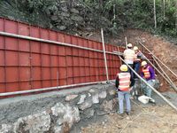 Le mur plat de coffrage en acier de conception moderne forme la solution totale pour des projets concrets de panneau de coffrage