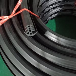 Bandes d'étanchéité <span class=keywords><strong>en</strong></span> <span class=keywords><strong>caoutchouc</strong></span> pour panneaux solaires <span class=keywords><strong>Profil</strong></span> de panneau solaire <span class=keywords><strong>Joint</strong></span> <span class=keywords><strong>en</strong></span> <span class=keywords><strong>T</strong></span> pour modules PV Bande d'étanchéité pour panneaux solaires - Product Image 6