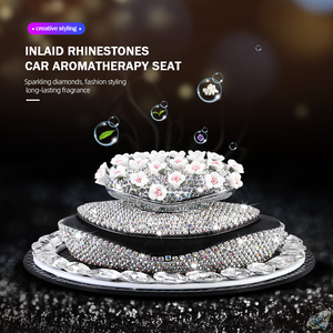 <span class=keywords><strong>Ambientador</strong></span> de coche Diamond Luxury Scent Color personalizado Diseño de flores <span class=keywords><strong>Perfume</strong></span> de aceite Fragancia de aire automática para dama - Product Image 3