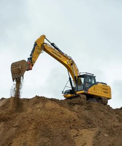 For Cummins Engine 930F 31.6 Ton Medium Hydraulic Crawler Excavator with High Efficiency Pump & Gear Components Made China - Product Image 2