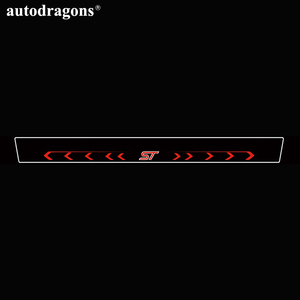 Autodragons - Cargador USB Inalámbrico de 12 V con Placa Acrílica, Luz RGB para el Umbral de la Puerta del Coche - Product Image 3