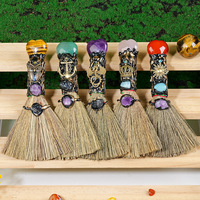 Balai magique en cristal naturel en forme de cœur, best-seller transfrontalier, fait main, pour Halloween, accessoire de décoration, ornement