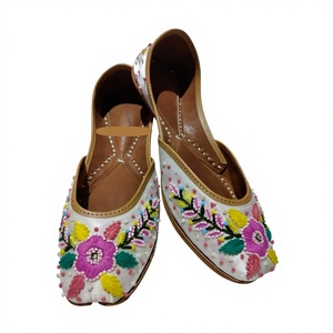 BS INTERNATIONAL Chaussures de course/de marche traditionnelles en cuir véritable pour femmes, tendance mode, avec bande élastique, taille et couleur personnalisables - Product Image 5