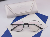 Gafas de retales de montura completa de estilo de diseñador vintage retro al por mayor, monturas ópticas cómodas de titanio puro, sin MOQ, estilo clásico
