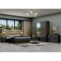 Ensembles de meubles de chambre haut de gamme : Lit en bois avec armoire miroir et commode pour une chambre complète (maison, appartement, villa)