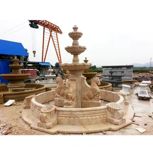 Marmor-Buddhastue Wassersprungbrunnen Marmorbrunnen mit Statuen von Engeln und einem Löwen