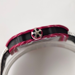 Reloj mecánico de alta gama personalizado UMIF RM67-02 CRMA7 con movimiento Vaucher, luminoso, de lujo, NTPT, de carbono rojo, Mutaz, esqueleto. - Product Image 4