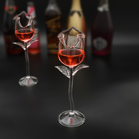 Verre à cocktail professionnel soufflé à la main Love Loyalty, design floral créatif, tendance moderne, motif rose, 150 ml, pour bar