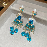 Anting-anting stud wanita gaya mewah ringan musim panas, berbahan kuningan lapis emas 18K, bertabur zircon biru laut segar.