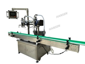 Máquina de llenado de líquidos de servoaccionamiento de doble cabezal automático de alta velocidad Seguimiento de champú cosmético para envasado de bebidas en bolsas - Product Image 3