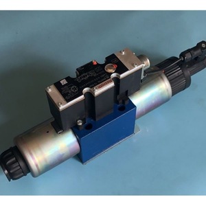 Vanne directionnelle proportionnelle Rexroth 4WREE10E75-23/G24K31/F1V, commande hydraulique, fabriquée en Allemagne - Product Image 3