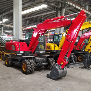 Excavadora Todoterreno de 7650 kg con Tracción en las 4 Ruedas y Neumáticos de Goma, con Cabina Giratoria para Mayor Maniobrabilidad - Product Image 5