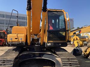 <span class=keywords><strong>Excavator</strong></span> <span class=keywords><strong>Hyundai</strong></span> 220LC Bekas <span class=keywords><strong>22t</strong></span> 1.34m3 114kw Tenaga Tinggi Hampir Baru Perawatan Mudah - Product Image 2