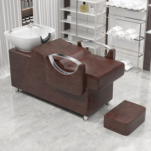 Unidad de lavado de cabello para salón de belleza con lavacabezas inclinable de cerámica y asiento ajustable - Product Image 4