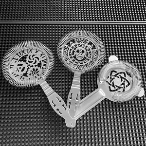 ที่กรองค็อกเทลสแตนเลส Hawthorne Bar Strainer พร้อมสปริงลวด 100 เส้น สำหรับบาร์เทนเดอร์ มิกโซโลจิสต์ บาร์ ร้านอาหาร และใช้ในบ้าน - Product Image 2