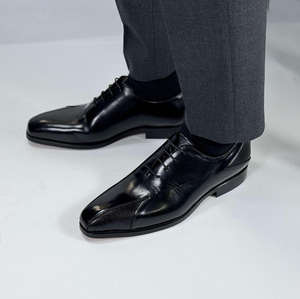 Chaussures de mariage et de cérémonie pour hommes, en cuir italien luxueux, fabriquées à la main, de couleur noire, nouvelle collection, style Oxford. - Product Image 4
