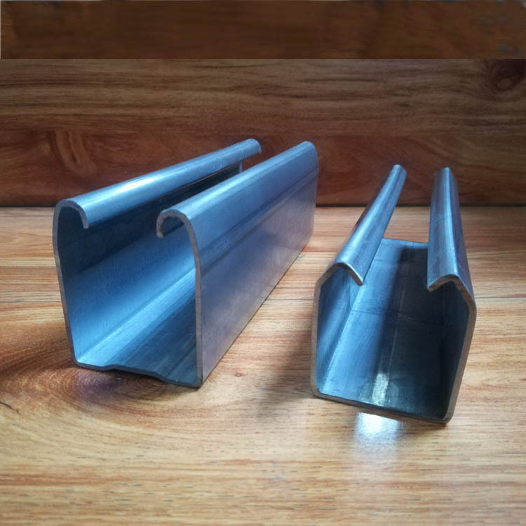 C3 X 4.1 X 10 steel channel