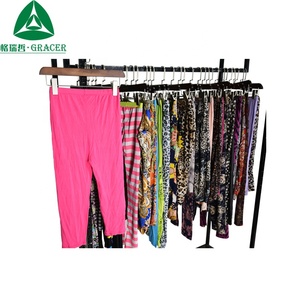 Contenedor de Ropa Usada de 20 Pies, MOQ 45 kg, Ropa Barata para EE. UU., en Buen Estado - Product Image 5