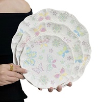 Assiettes, bols, tasses et assiettes sur pied en porcelaine fine, style vintage français, finition mate et brillante, motif floral en relief, résistantes au micro-ondes, robustes