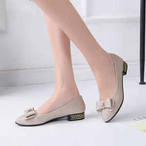 Woman Shoe 2026 Bulk Wholesale Woman Causal Shoe Flower Embroidery Shoes Flats for <strong>Lady</strong> - Product Image 4