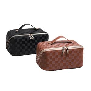 Trousse de maquillage OBOX à carreaux, grande capacité, portable, avec poignée souple, motif écossais marron et noir - Product Image 3