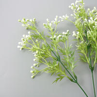 Bunga Berry Baby's Breath Buatan Gaya Eropa Berkualitas Tinggi dengan Buah Kecil untuk Dekorasi Ruang Tamu Rumah
