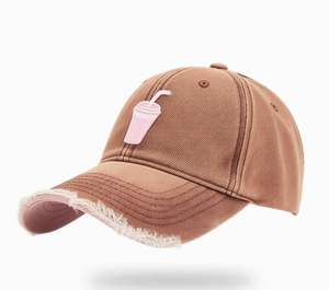 Gorra de Béisbol Personalizada con Efecto Desgastado, Bordado Vintage y Parche Tejido, Ajustable, Estilo Dad Hat, Fabricada en Vietnam - Product Image 4