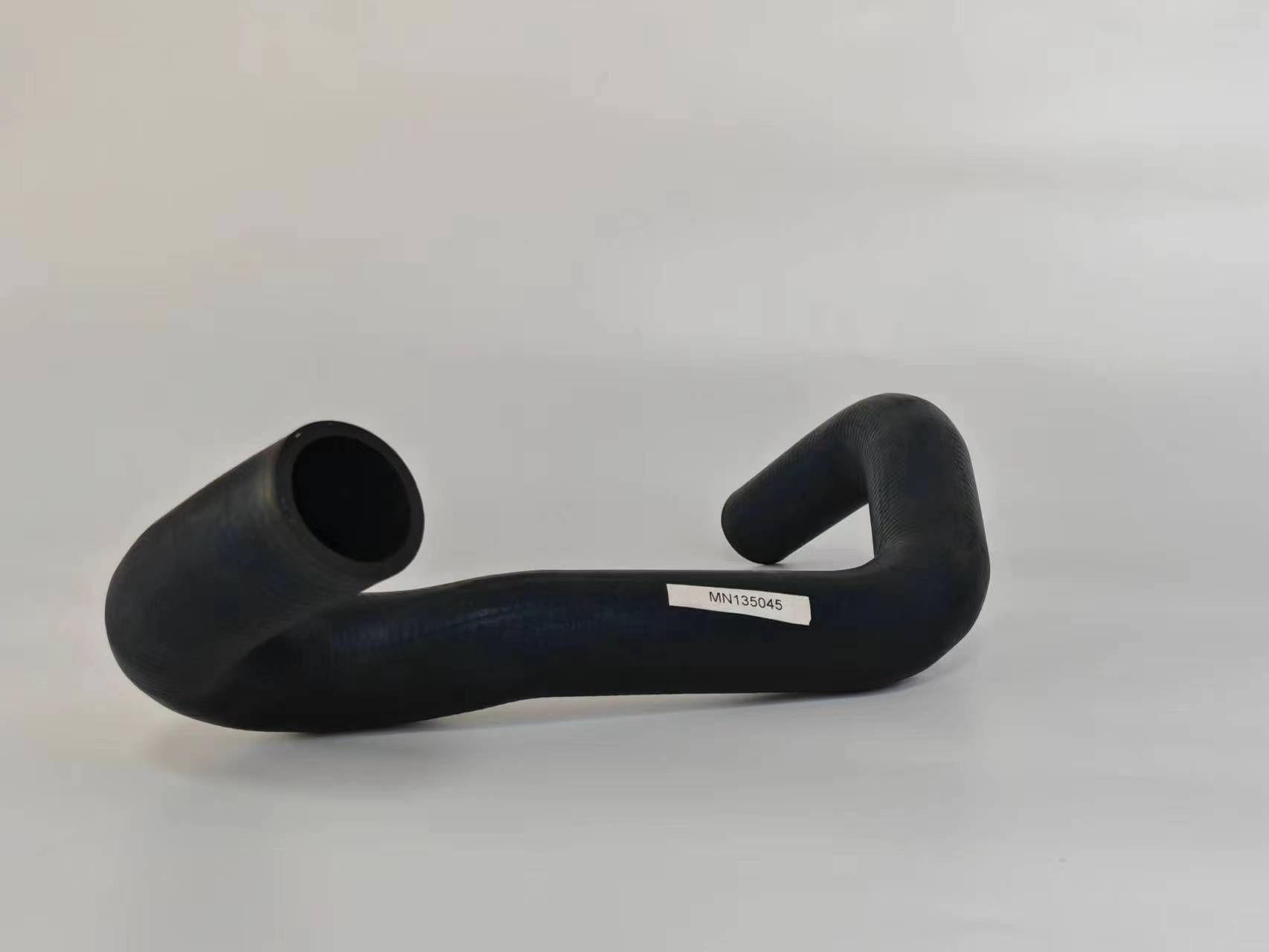 車のエアインテークホースエアクリーナー 17881-68060 キットトヨタ