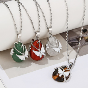 Kalung Liontin Kupu-kupu <span class=keywords><strong>Amethyst</strong></span> Alami, Kalung Batu Buatan Tangan, Perhiasan Elegan untuk Penyembuhan, Hadiah untuk Wanita - Product Image 1