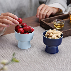 Plato de cerámica para frutas con soporte, redondo, de porcelana, diseño moderno, para servir bocadillos en bodas y fiestas. - Product Image 2