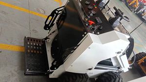 460 onesto Multi funzionale Mini Skid Steer Loader HM460 con secchio automatico livellamento frontale caricatore per la vendita - Product Image 6