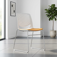 Chaise de bureau empilable en plastique à base renforcée pour formation, conférence, salle d'attente, hôtellerie et lieux événementiels
