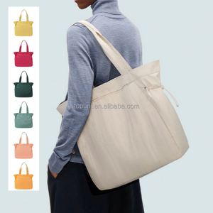 Nueva Bolsa Deportiva con Logotipo Personalizado, Bolsa de Gimnasio Portátil, Impermeable, Informal, de Nailon, Ligera, para Compras - Product Image 1