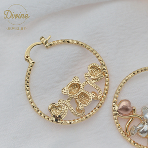 <span class=keywords><strong>Pendientes</strong></span> <span class=keywords><strong>de</strong></span> oso <span class=keywords><strong>de</strong></span> peluche para niñas, aretes <span class=keywords><strong>de</strong></span> aro <span class=keywords><strong>de</strong></span> <span class=keywords><strong>oro</strong></span> <span class=keywords><strong>de</strong></span> 14k con diseño personalizado - Product Image 4