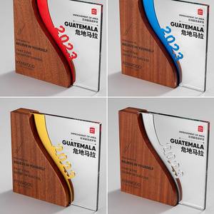 جوائز كريستالية مخصصة ولوحات خشبية إبداعية للجوائز المؤسسية والاحتفالات والذكرى السنوية - Product Image 5