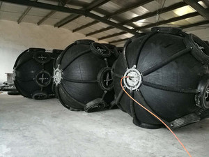 ยางกันกระแทกแบบลม ขนาด D3.3ม. x L6.5ม. ยี่ห้อโยโกฮามะ สำหรับเรือ - Product Image 4