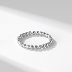 Anillos minimalistas, apilables, de acero titanio, ideales para Instagram, para mujer, anillos de pinkie únicos y elegantes, y joyería. - Product Image 2