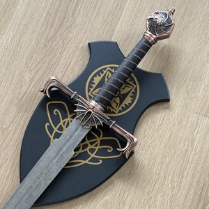 Épée occidentale populaire de 108 cm, 1,3 kg, rouge-bronzée avec flamme noire pour collection de cosplay - Product Image 3