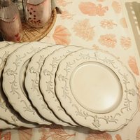 13 pouces Vintage Baroque Party Banquet en plastique gaufré dentelle fleur Table chargeur assiettes pour mariage dîner réception
