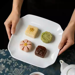 Plato Cuadrado de Cerámica Blanca, Apto para Microondas, para Servir Aperitivos y Postres - Product Image 3