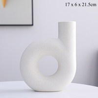 Vase en céramique blanc mat, design géométrique minimaliste ARM LVG, forme circulaire creuse, sculpture moderne en porcelaine, récipient floral