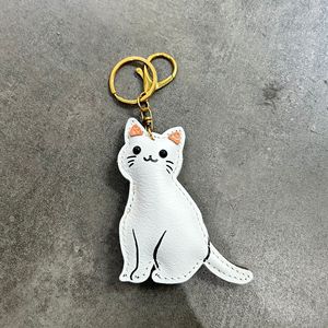 Llavero de Gato Hecho a Mano, Súper Ligero, Duradero, Colorido y Adorable, Accesorio para Bolsos, Regalo para Amantes de los Gatos - Product Image 2